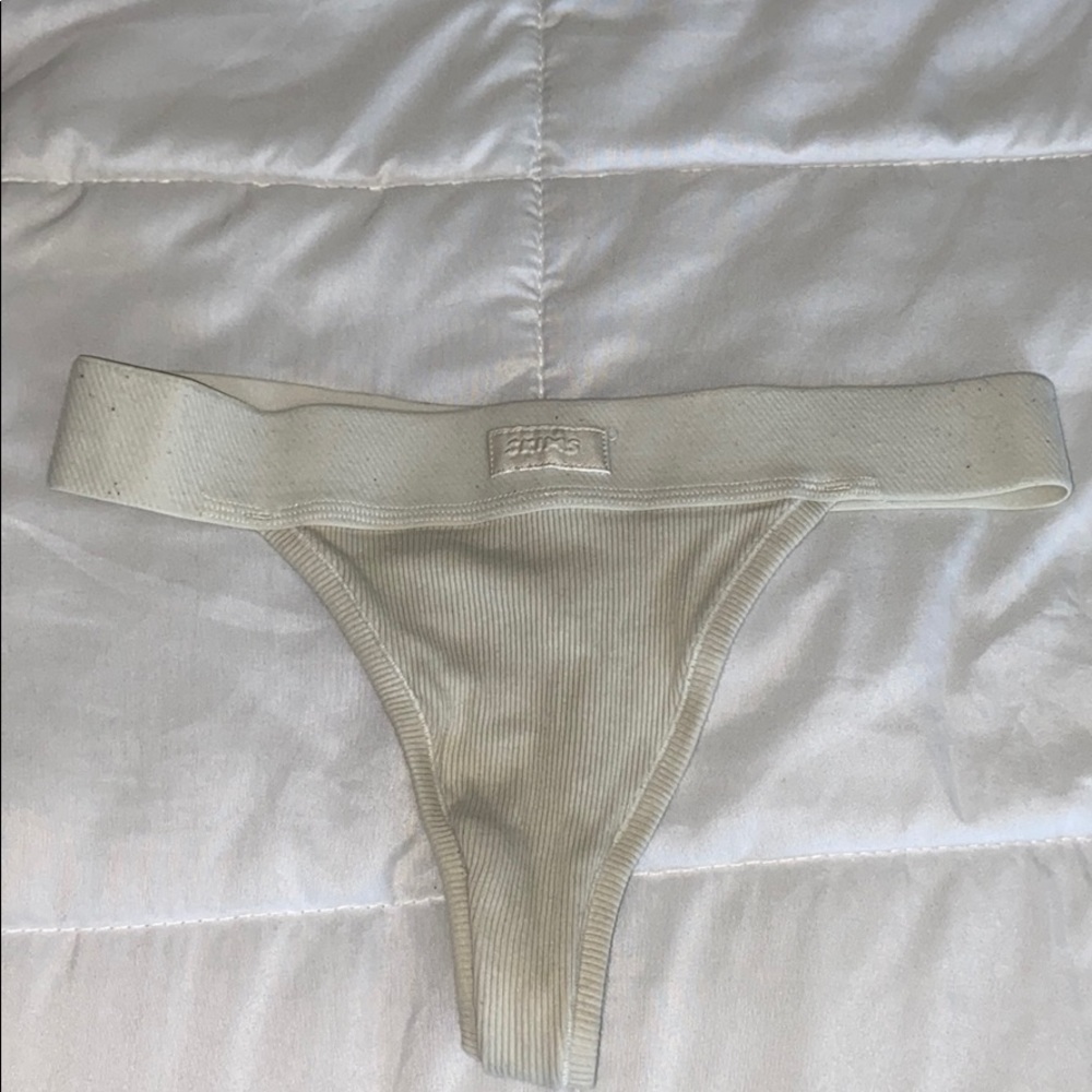 Skims cotton rib thong